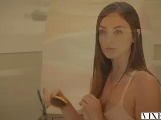 ბროტალოვერსი - კეილი ჰილტონი